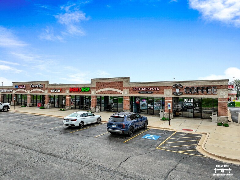 6500-6572 W Route 34, Plano, IL à louer - Photo principale – Image 1 sur 9