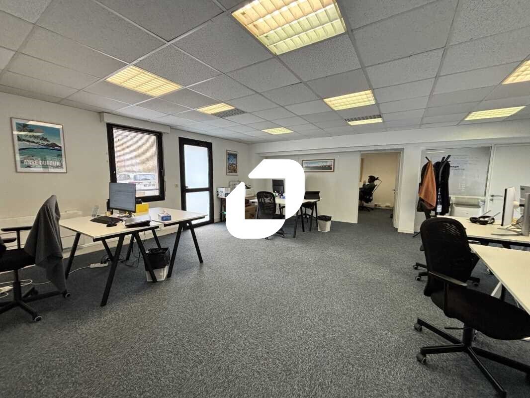 Bureau dans Bordeaux à louer Photo intérieure– Image 1 sur 7