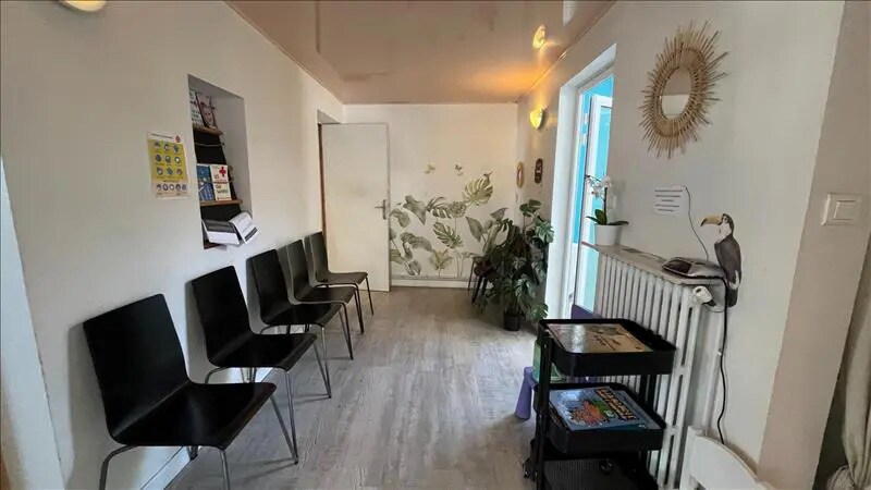 Bureau dans Lormont à vendre - Photo de l’immeuble – Image 2 sur 6