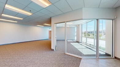 Heritage Rd, Chula Vista, CA à louer Numérisation 3D Matterport– Image 1 sur 11