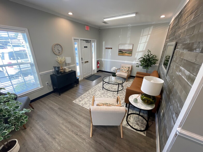 18-20 Parkway Commons Way, Greer, SC à vendre - Photo de l’immeuble – Image 3 sur 14