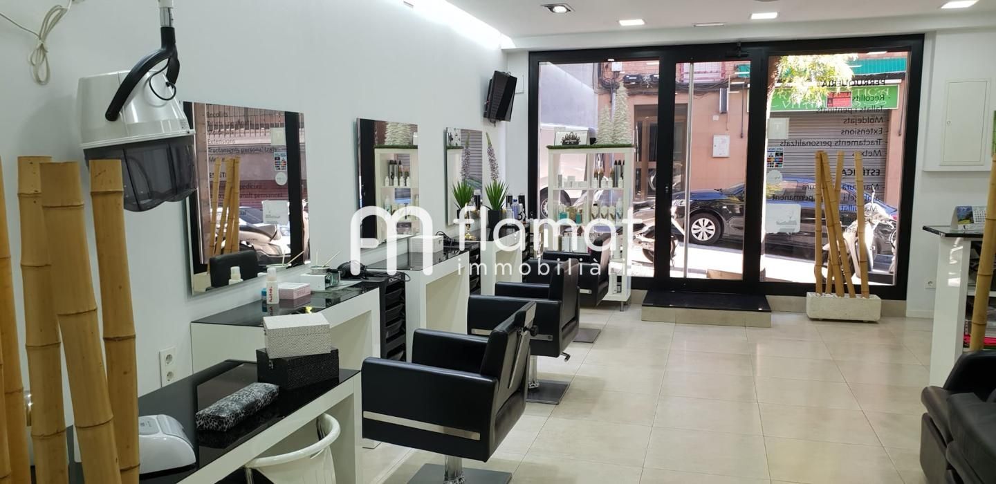 Local commercial dans Santa Coloma de Gramenet, Barcelona à louer Photo intérieure– Image 1 sur 4