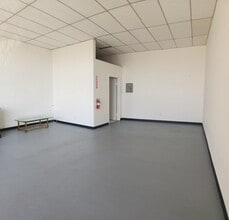 4555-4557 E 3rd St, Los Angeles, CA à louer Photo intérieure– Image 1 sur 4