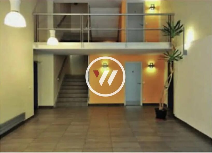 Industriel/Logistique dans Villepinte à vendre - Hall d’entrée – Image 2 sur 2