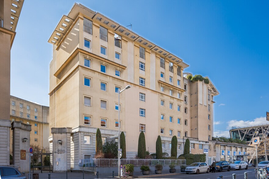 3 Rue Des Allumettes, Aix-en-Provence à louer - Photo de l’immeuble – Image 2 sur 9