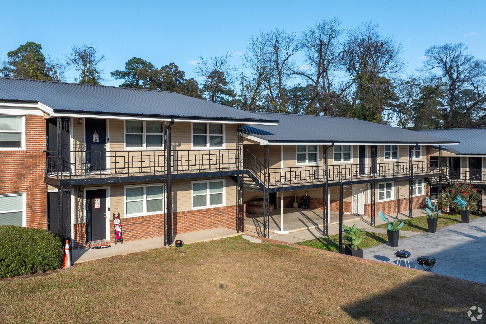 412 Oakridge Ave, Fayetteville, NC à vendre Photo principale– Image 1 sur 32