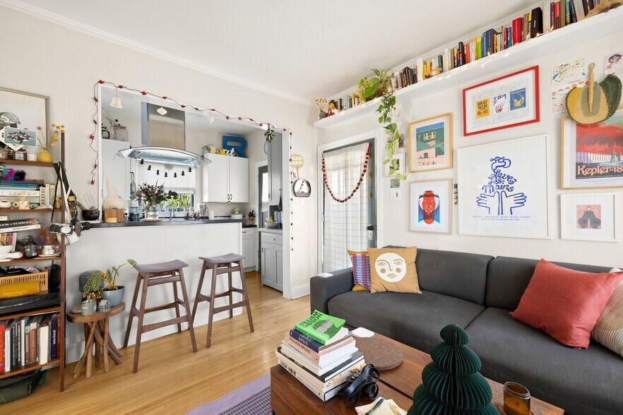 1515 Echo Park Ave, Los Angeles, CA à vendre - Photo intérieure – Image 3 sur 17
