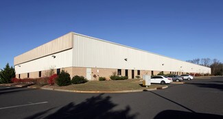 Plus de détails pour 323 Fairfield Rd, Freehold, NJ - Industriel/Logistique à louer