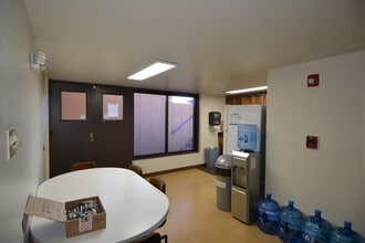 114 N San Francisco St, Flagstaff, AZ à louer Photo intérieure– Image 2 sur 10