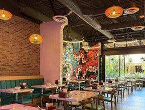 510 Spectrum Center Dr, Irvine, CA à louer Photo intérieure– Image 2 sur 6