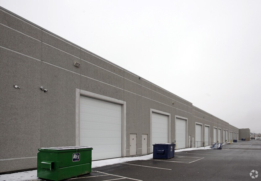 2501 Rutherford Rd, Vaughan, ON à louer - Photo de l’immeuble – Image 2 sur 2