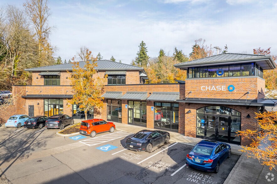 7405 SW Barbur Blvd, Portland, OR à louer - Photo de l’immeuble – Image 2 sur 5