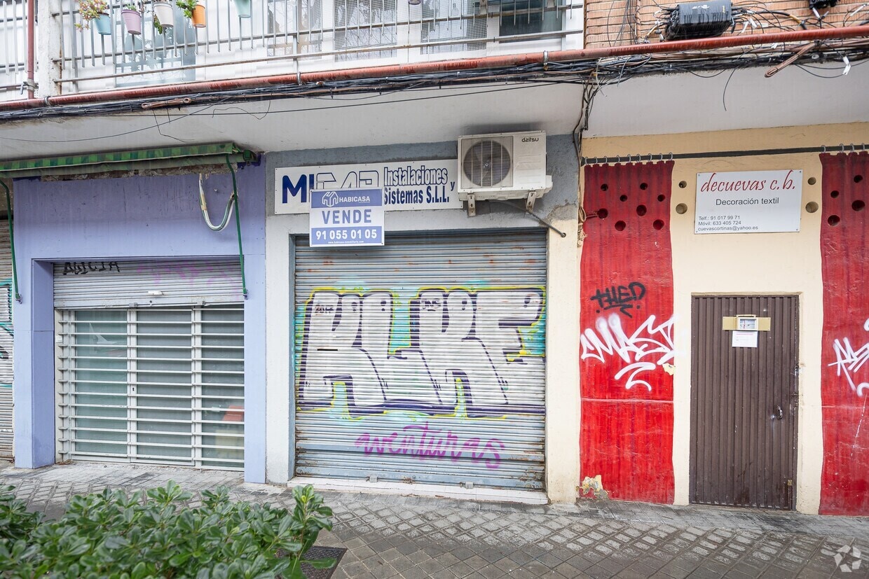 Madrid, MAD 28032 - - - Photo intérieure - Image 1 of 5