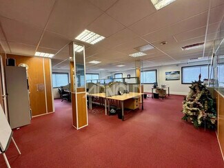 Plus de détails pour Bureau à louer