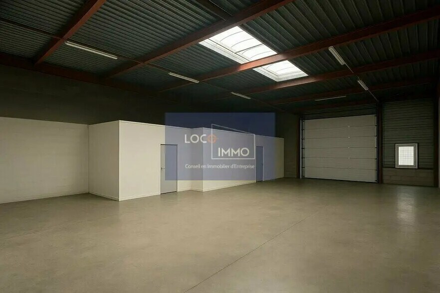 Local d’activités dans Mérignac à louer - Photo de l’immeuble – Image 3 sur 7