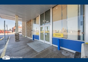 908 E Pioneer Pky, Arlington, TX à louer Photo intérieure– Image 2 sur 2