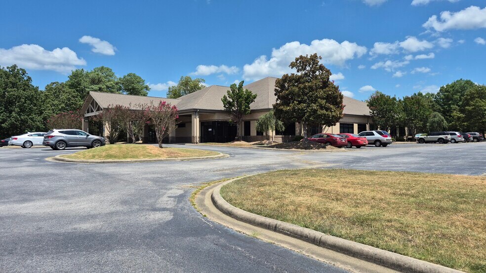 1003 Schneider Dr, Malvern, AR à vendre - Photo de l’immeuble – Image 2 sur 13