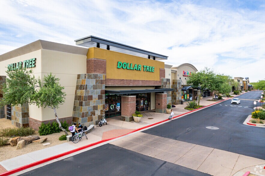 2501 W Happy Valley Rd, Phoenix, AZ à louer - Photo de l’immeuble – Image 2 sur 33