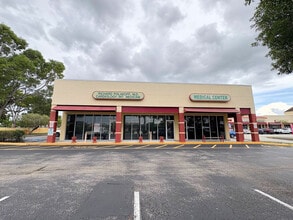 7118-7170 N Nob Hill Rd, Tamarac, FL à louer Photo de l’immeuble– Image 1 sur 1