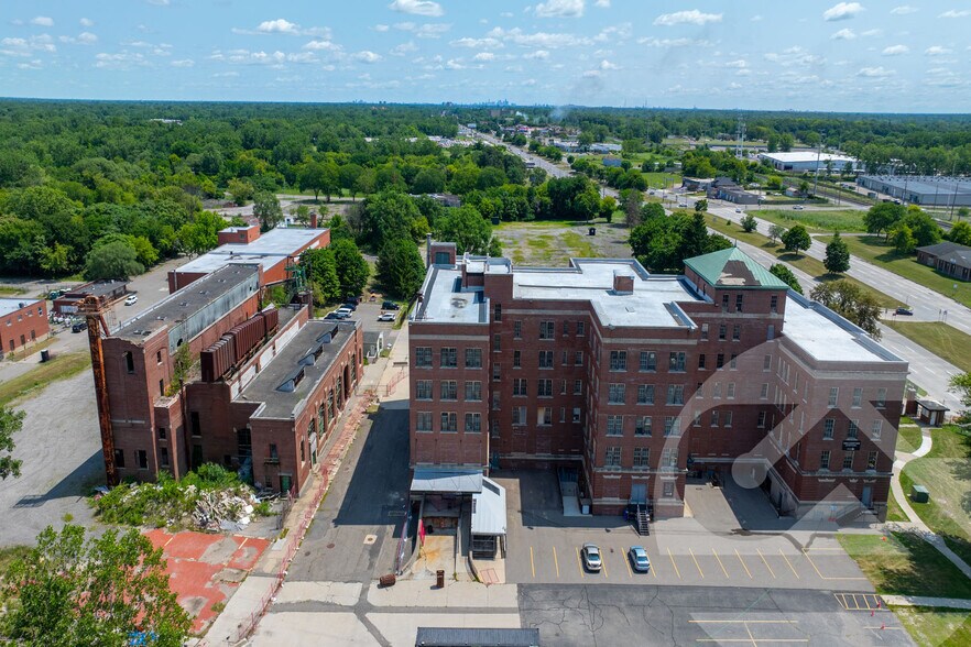 30600-30712 Michigan Ave, Westland, MI à vendre - Photo de l’immeuble – Image 3 sur 7