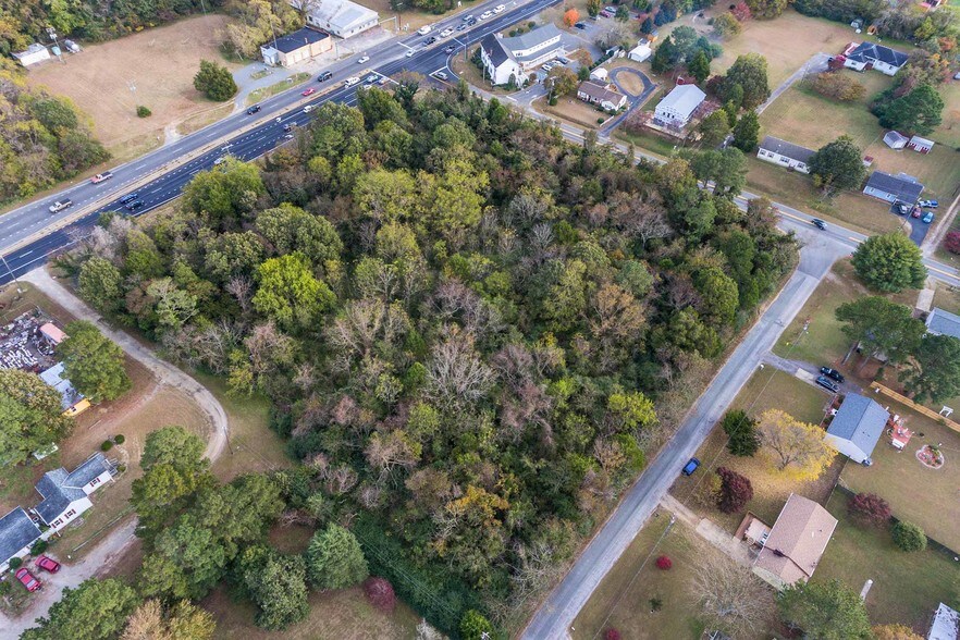 3800 George Washington Memoria Hwy, Hayes, VA à vendre - Photo de l’immeuble – Image 3 sur 4