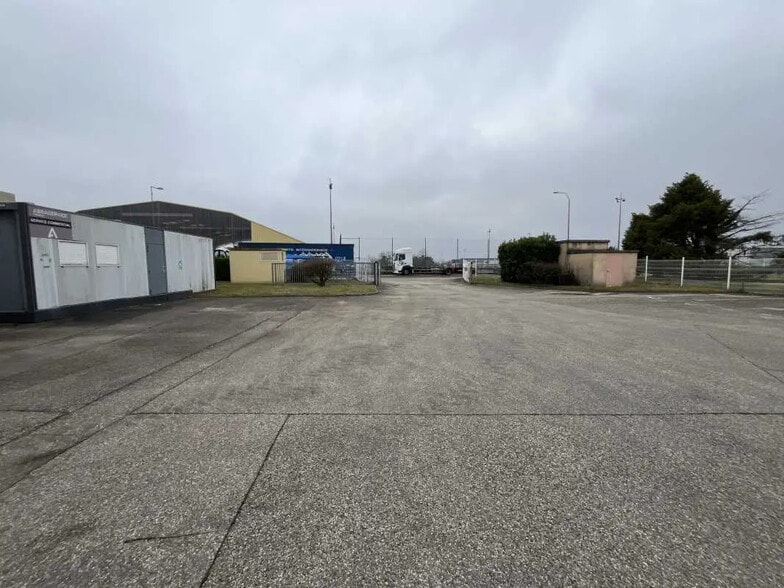 4 Rue Jean Macé, Meyzieu à louer - Photo de l’immeuble – Image 2 sur 17