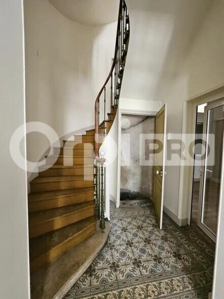 Local d'activités dans Reims à vendre - Photo intérieure – Image 2 sur 12