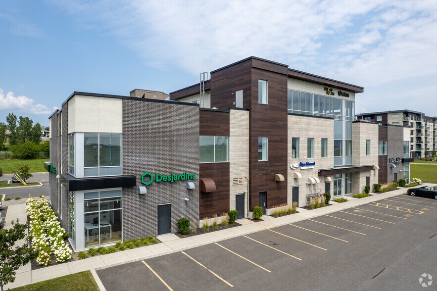 4500 Ch Du Crépuscule, Saint-Mathieu-de-Beloeil, QC à louer - Photo de l’immeuble – Image 3 sur 4