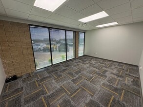 1700 W Albany St, Broken Arrow, OK à louer Photo intérieure– Image 2 sur 8