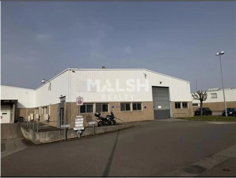 Bureau dans Miribel à louer - Photo de l’immeuble – Image 1 sur 3