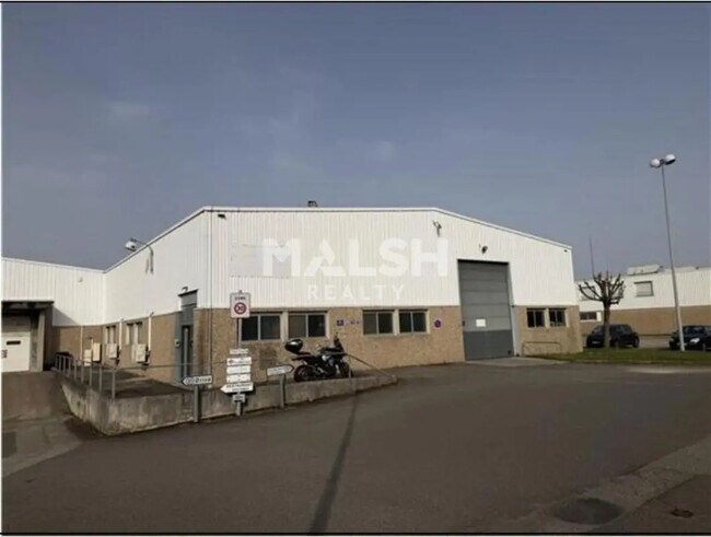 Plus de détails pour Bureau, Local d'activités à louer