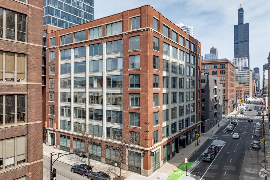 850 W Jackson Blvd, Chicago, IL à louer - Photo de l’immeuble – Image 2 sur 8