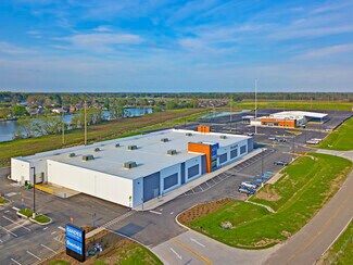 Plus de détails pour 2314 N Frontage Rd, Breaux Bridge, LA - Local commercial à louer