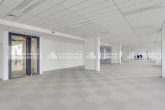 20 Ter Rue De Bezons, Courbevoie à louer Photo intérieure– Image 2 sur 5