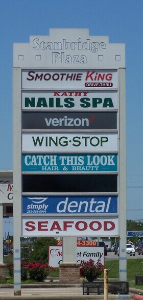 9210-9220 S Hwy 6, Houston, TX à louer - Photo de l’immeuble – Image 3 sur 7