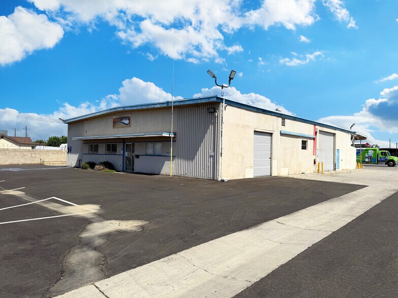 380 Lawson Rd, Bakersfield, CA à louer - Photo principale – Image 1 sur 8