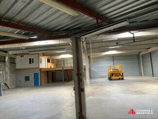 Plus de détails pour Local d'activités à louer