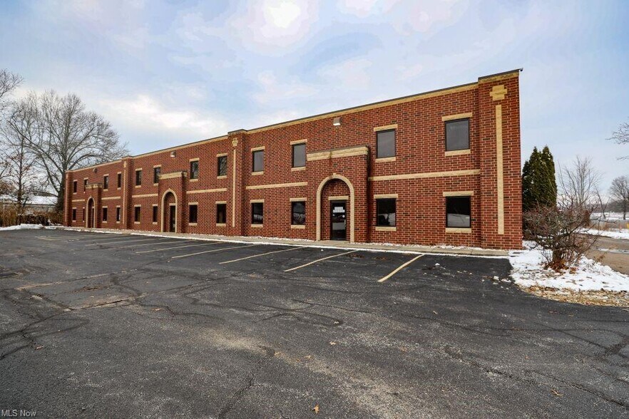 4699 Loomis Pky, Ravenna, OH à louer - Photo de l’immeuble – Image 3 sur 6