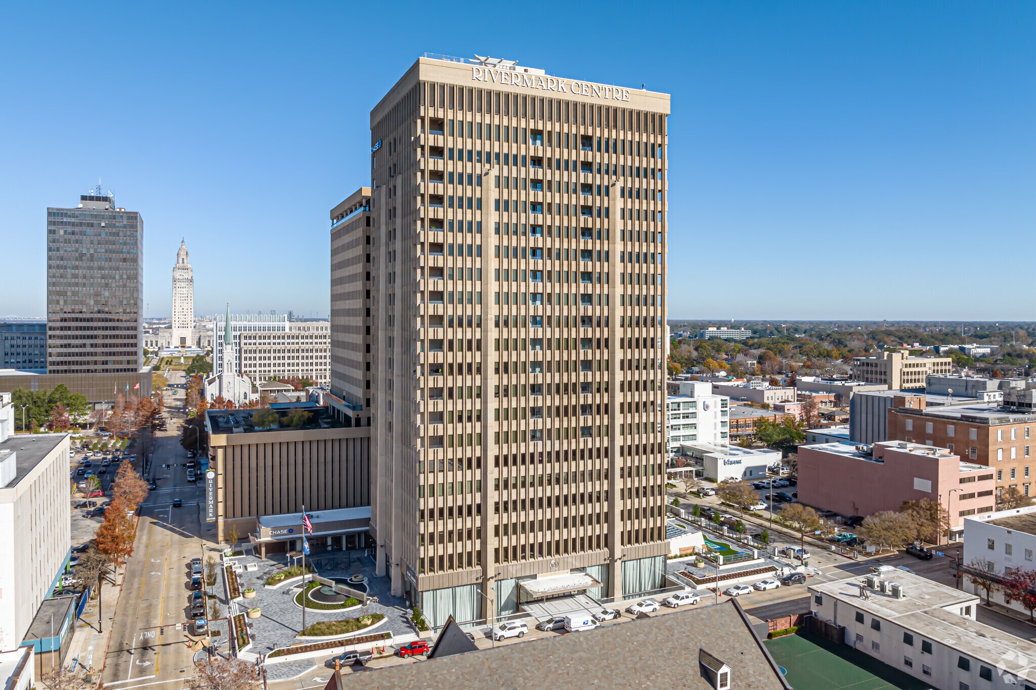 451 Florida St & 450 Laurel St, Baton Rouge, LA à louer Photo principale– Image 1 sur 100