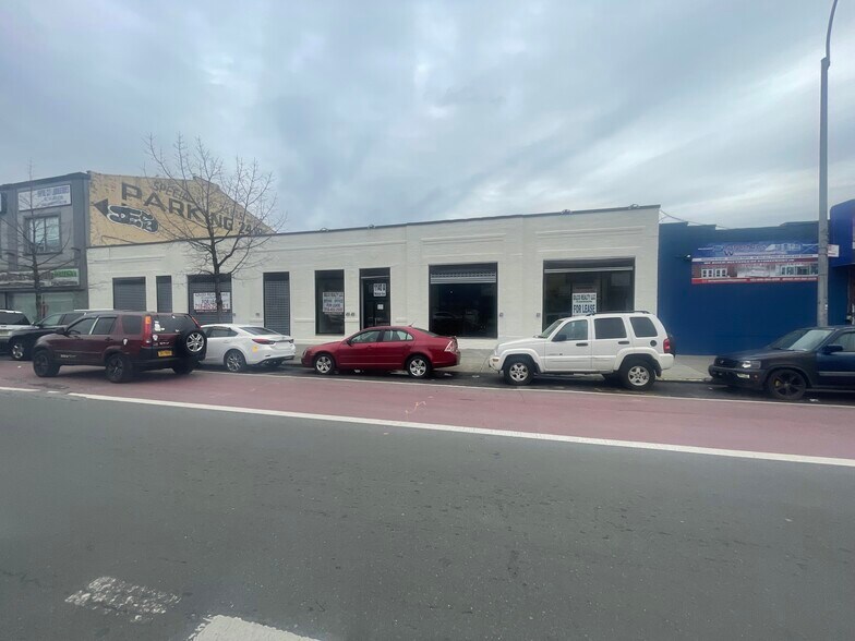 1140 Webster Ave, Bronx, NY à louer - Photo de l’immeuble – Image 1 sur 9