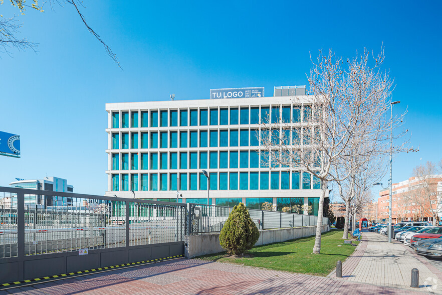 Avenida Vega, 15, Alcobendas, Madrid à louer - Photo de l’immeuble – Image 3 sur 6