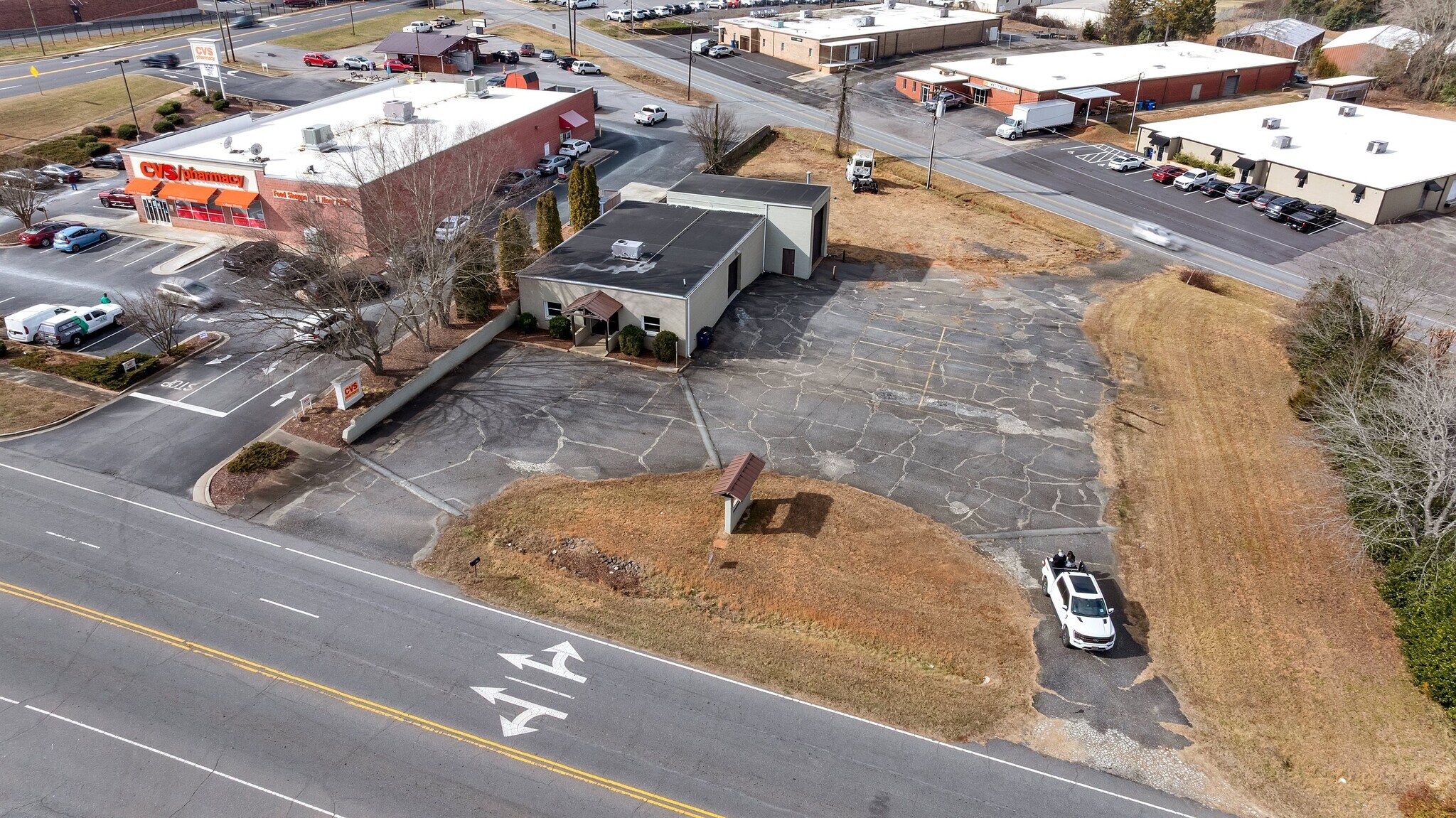 105 Rock Barn Rd NE, Conover, NC à vendre Photo principale– Image 1 sur 34