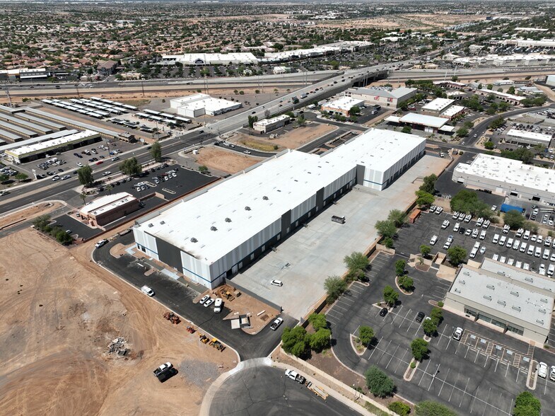 W Bell Rd & N 134th Dr, Surprise, AZ à louer - Photo de l’immeuble – Image 2 sur 9