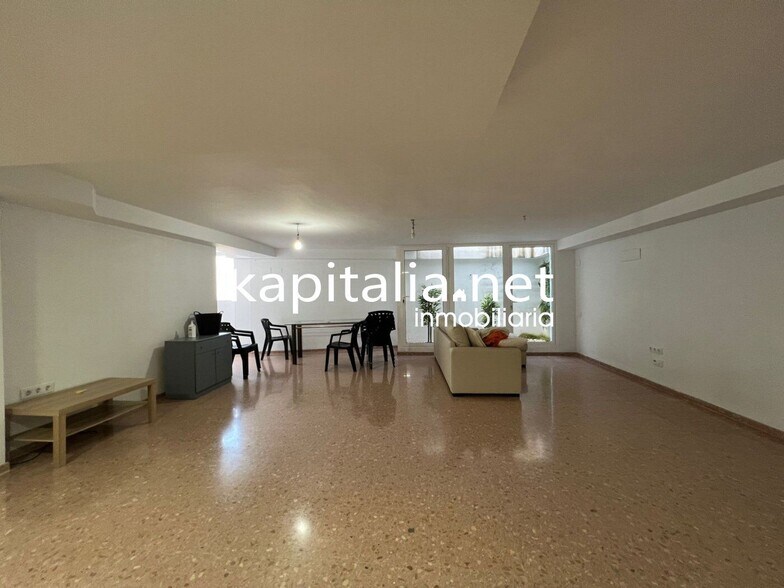 Local commercial dans Ontinyent, Valencia à vendre - Photo de l’immeuble – Image 2 sur 14