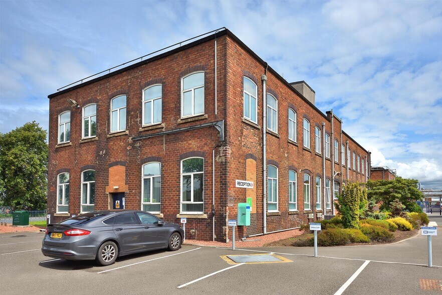 Earls Rd, Grangemouth à louer - Photo de l’immeuble – Image 3 sur 7