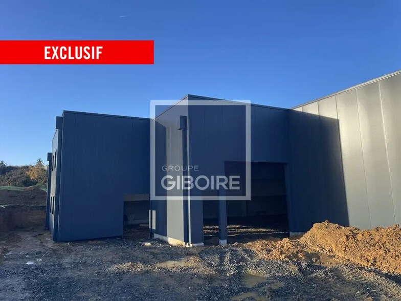 Industriel/Logistique dans Crevin à louer - Photo de l’immeuble – Image 2 sur 2