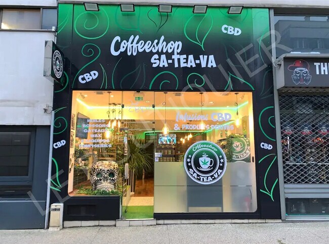 Plus de détails pour Local commercial à vendre