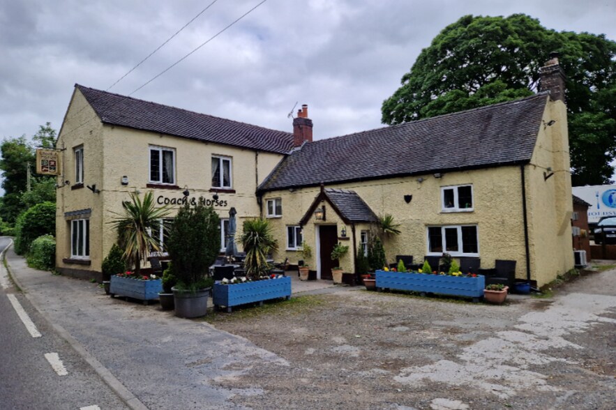 Coach And Horses, Ashbourne à vendre - Photo principale – Image 1 sur 2