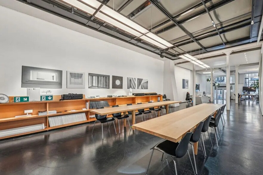 10-10 Rue D'Uzes, Paris à louer - Photo de l’immeuble – Image 2 sur 9