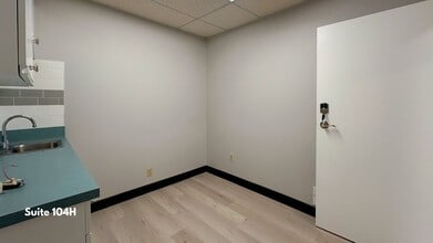 60 Westwood Ave, Waterbury, CT à louer Photo intérieure– Image 1 sur 29